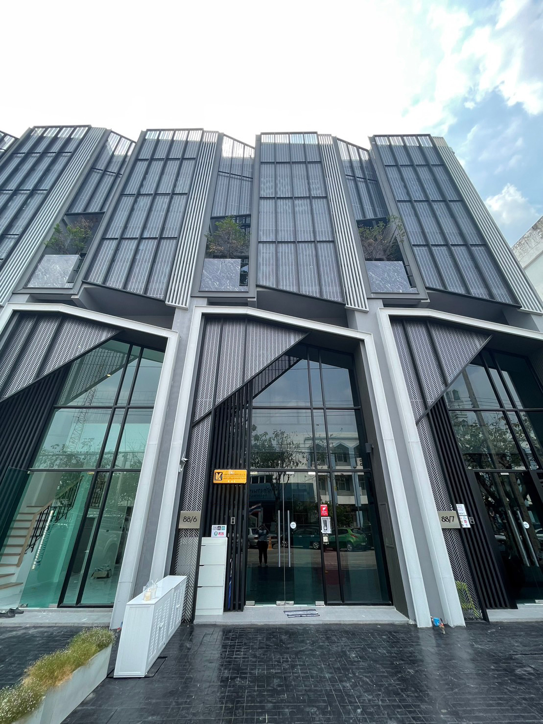 อาคารสำนักงานของบริษัท กวิน บราเธอร์ส